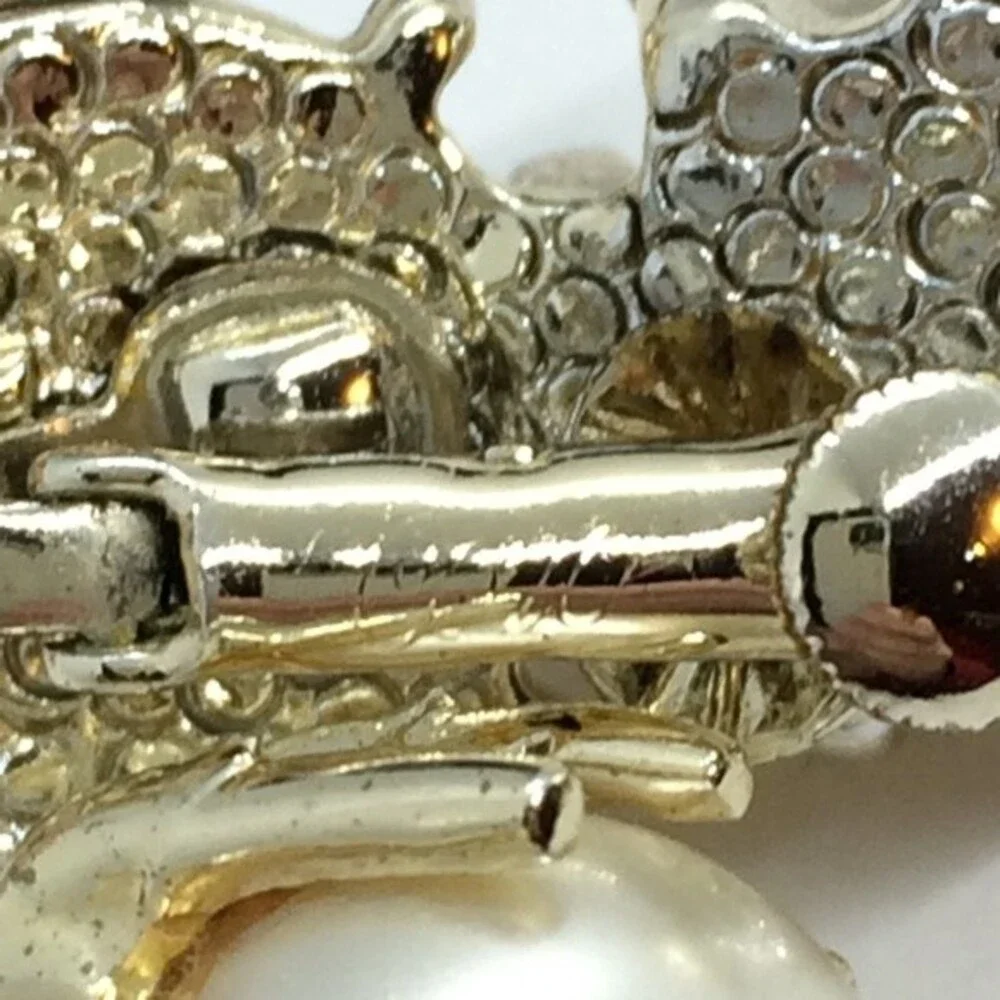 CORO CONFETTI LUCITE Earrings Clip On Yellow Faux Pearl Vintage